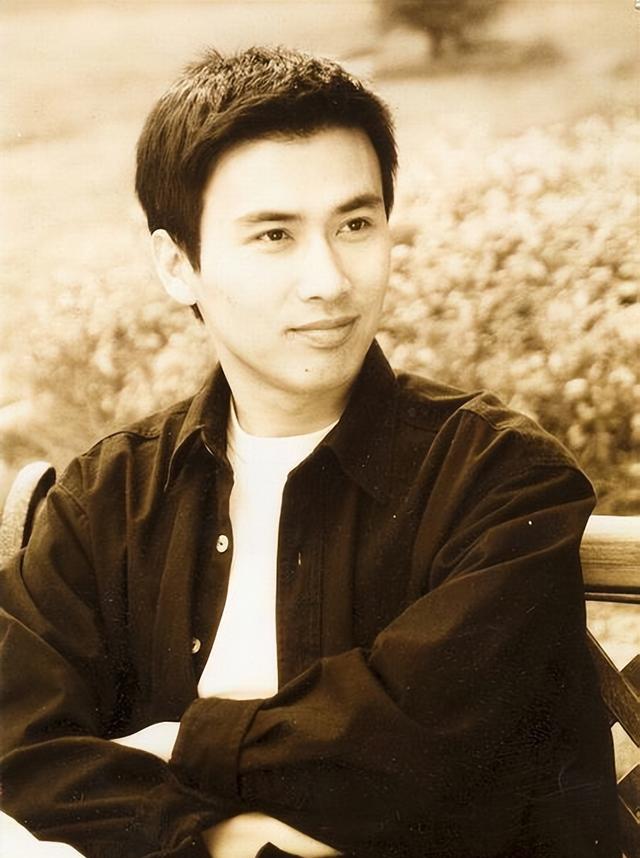 柳云龙|大器晚成的柳云龙:年轻时没戏拍,自己当老板投资后,终于出名