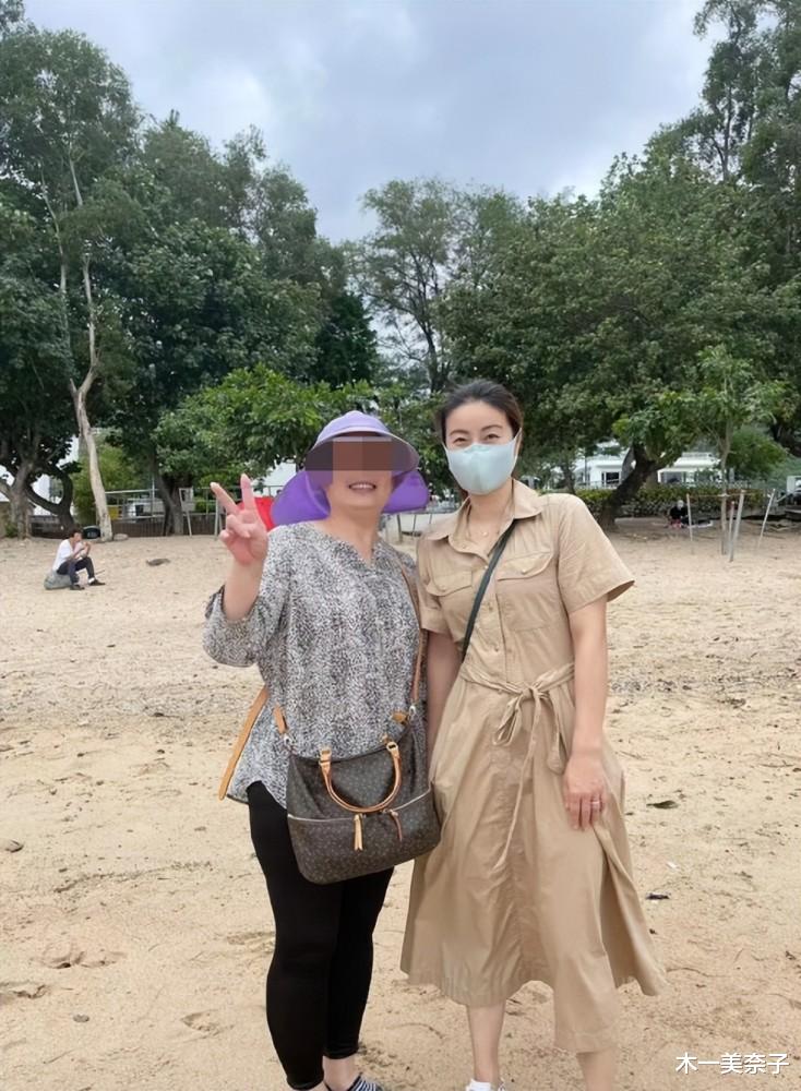 郭晶晶|网友在海边偶遇郭晶晶，全身穿着很少朴素低调，“跳水皇后”很省钱