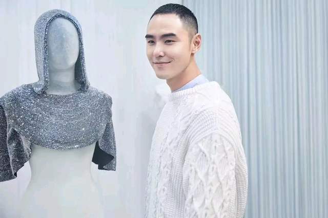 阮经天|明道和阮经天转发只有一个中国动态,表明自己的立场,众多网友点赞