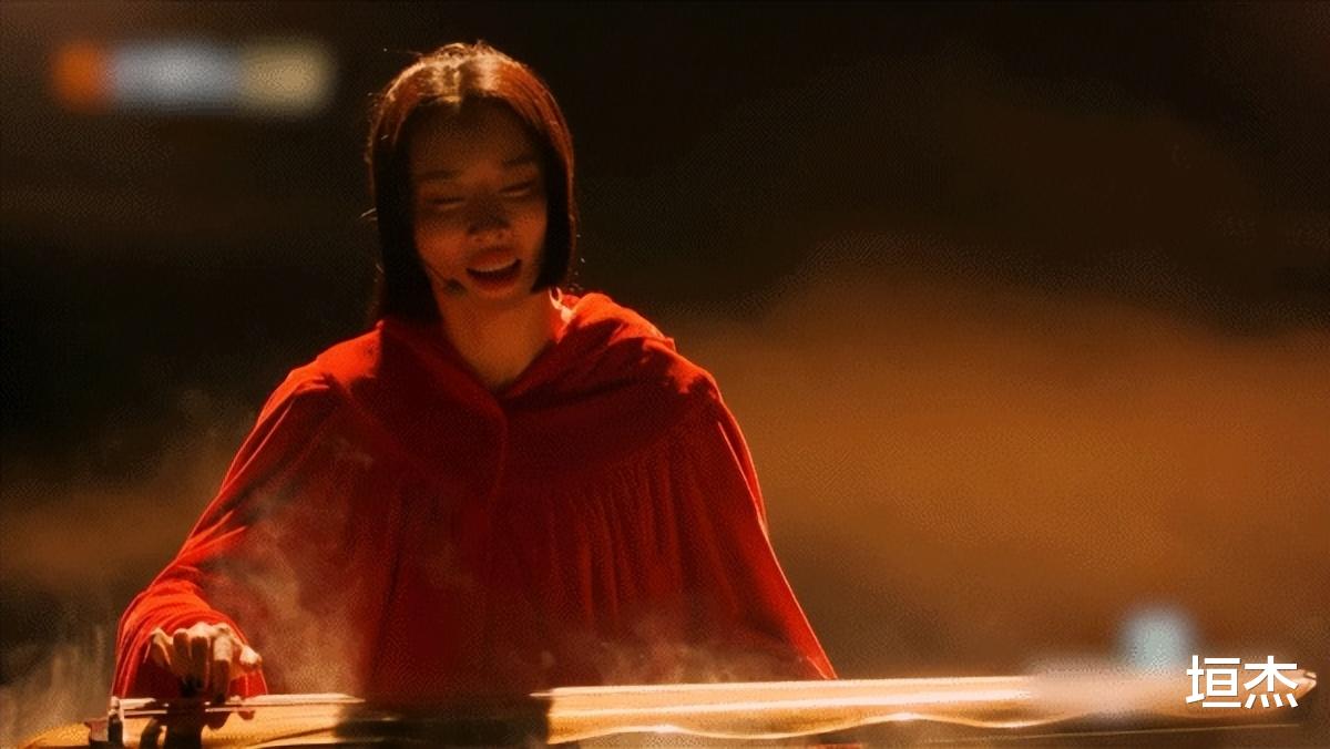 郭采洁|台上乘风破浪,台下黑料满天,一个励志综艺怎么就成\洗白大会\了