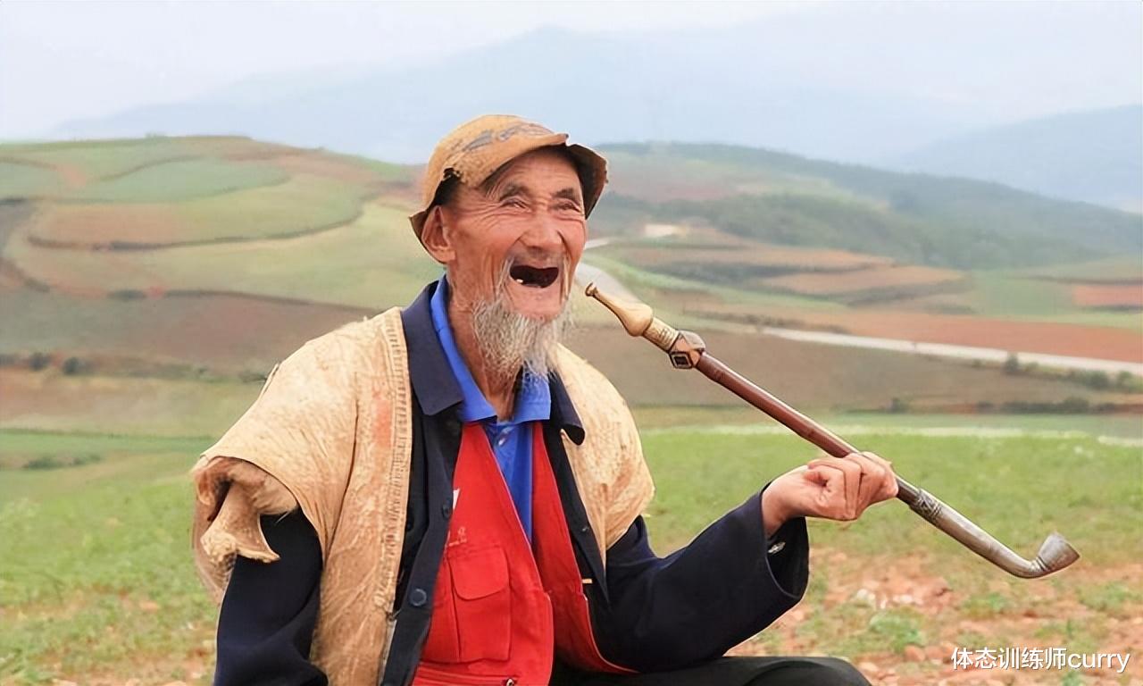 长寿|男性“5大长寿习惯”,喝水、午休上榜,自测一下,你占了几个?