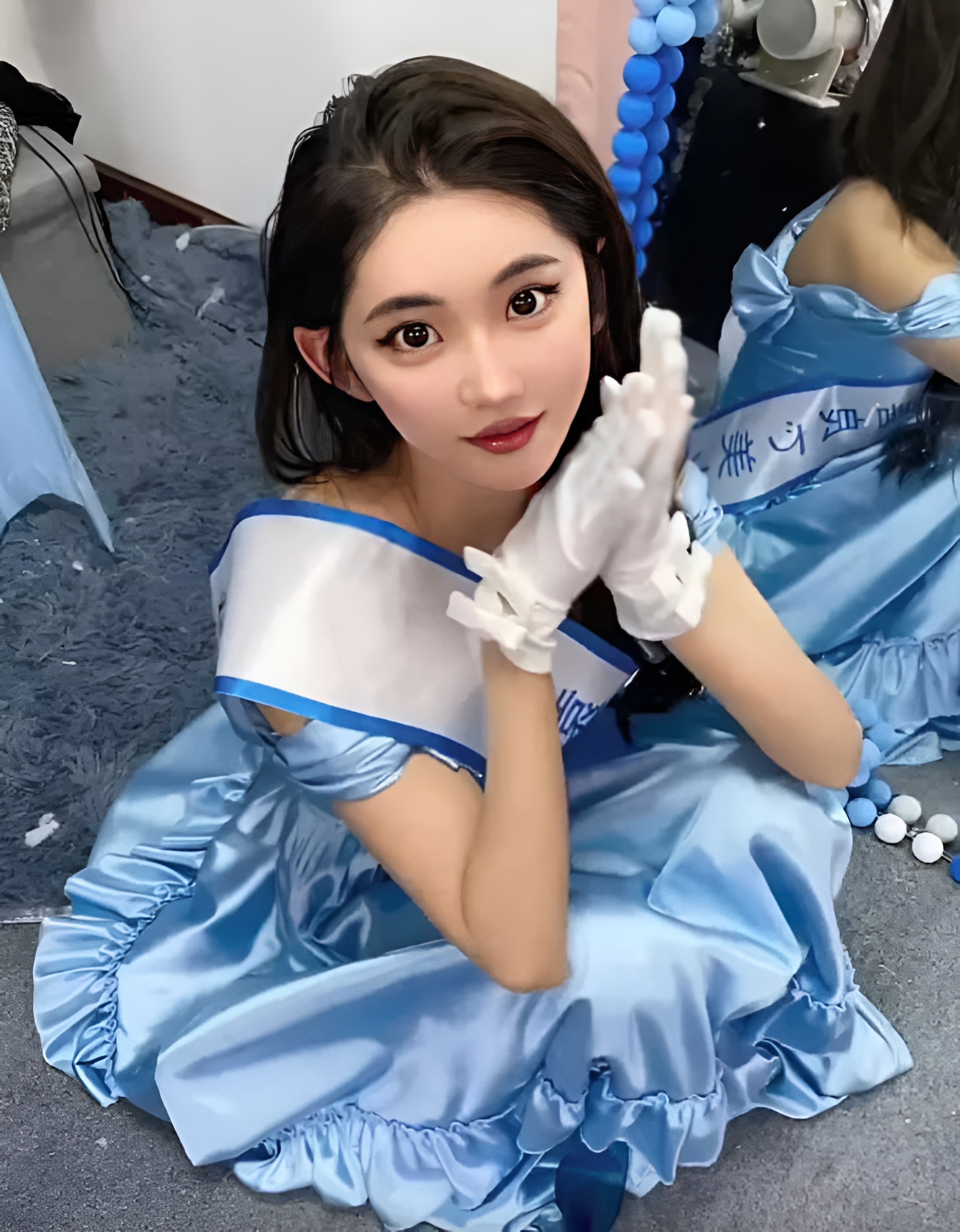 |男网红变性成功，长相秀丽迷人，变性过程受了不少罪