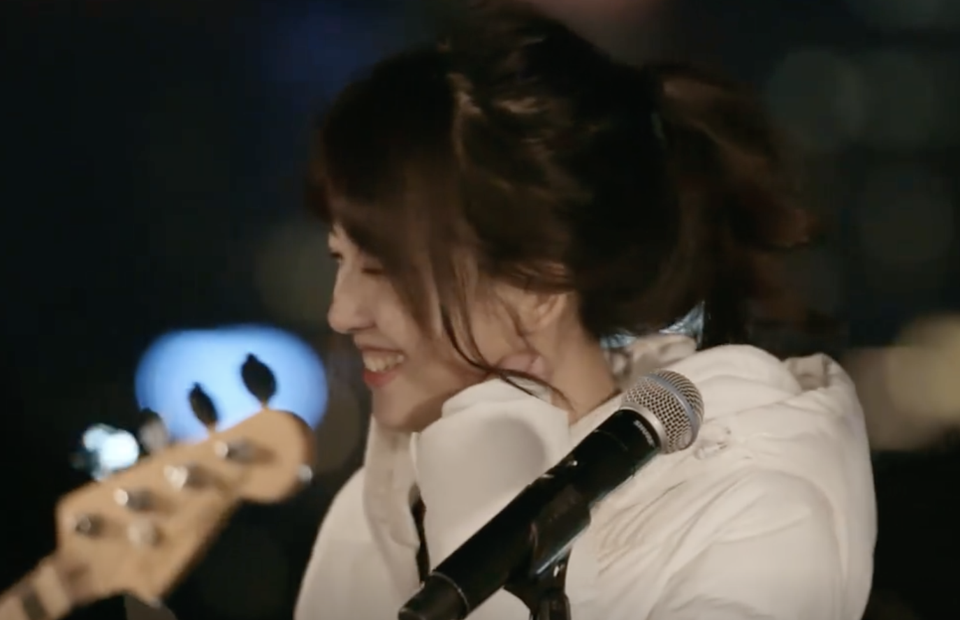 |王冰冰朋友圈官宣与徐嘉余恋情:余生请多忍耐我!男友曾多次示爱