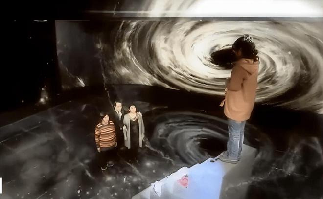 啃老|女大专生啃老10年，母亲将其被褥扔大街，她也不去工作，为啥？