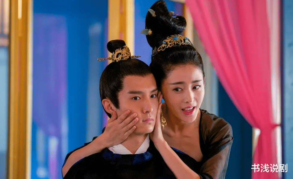 张天爱|曝光徐开骋后，张天爱转《阿麦从军》新照，网友点评好一致！