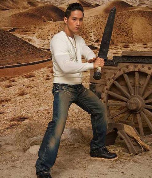 刘承俊|当红明星为逃兵役加入美国籍,被封杀禁止入境,家人去世也回不来