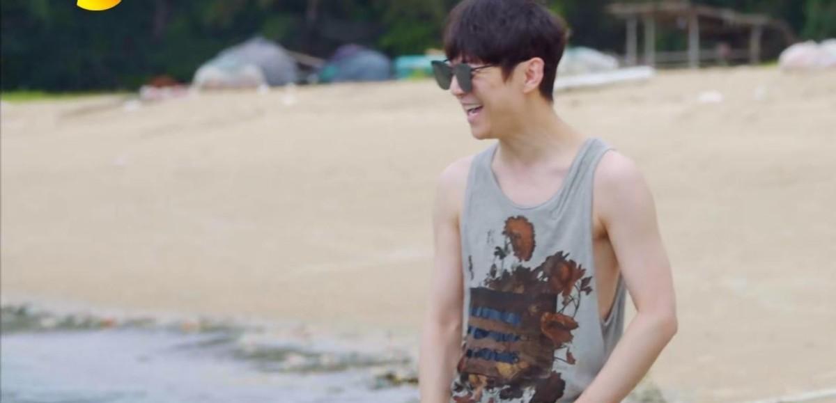 金·卡戴珊|《向往7》5人海报官宣!从C位看端倪:本季一家之主由谁担任