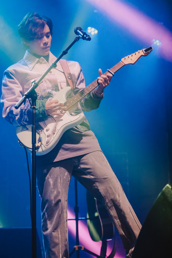 在这座城市遇见你|告五人《在这座城市遇见你》内地巡演杭州开跑，2日千人场秒售罄