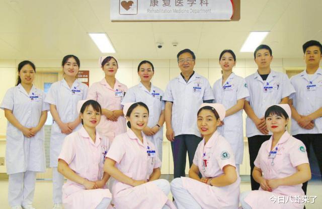 医学生|硕士学历学生面试三甲医院被刷，问题出在第一学历，医学生太难了