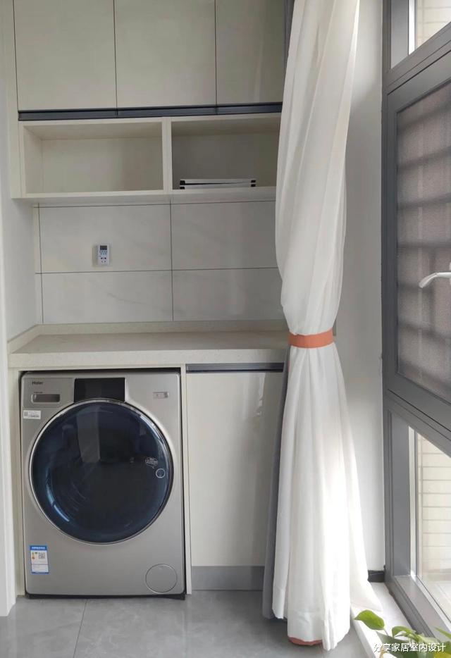 她家52平装出了90平的感觉，不做吊顶不做电视墙很极简，被圈粉了