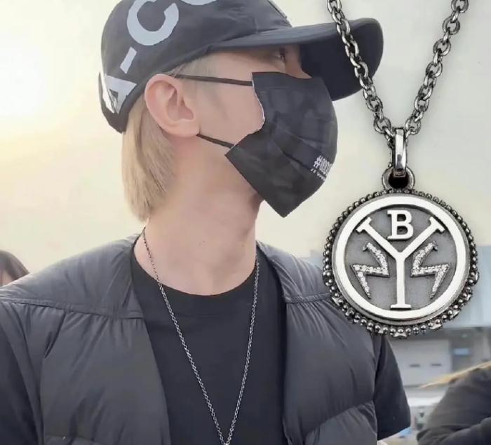 蔡徐坤|网曝顶流男星与女团成员恋爱！两人被扒多个同款，9月曾被点名