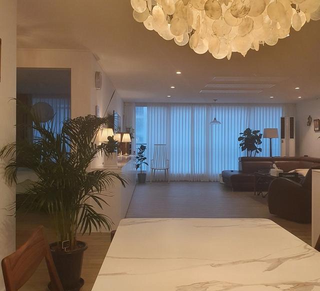 新房抢得焦头烂额，业主改买154二手房，一番改造，过上幸福生活