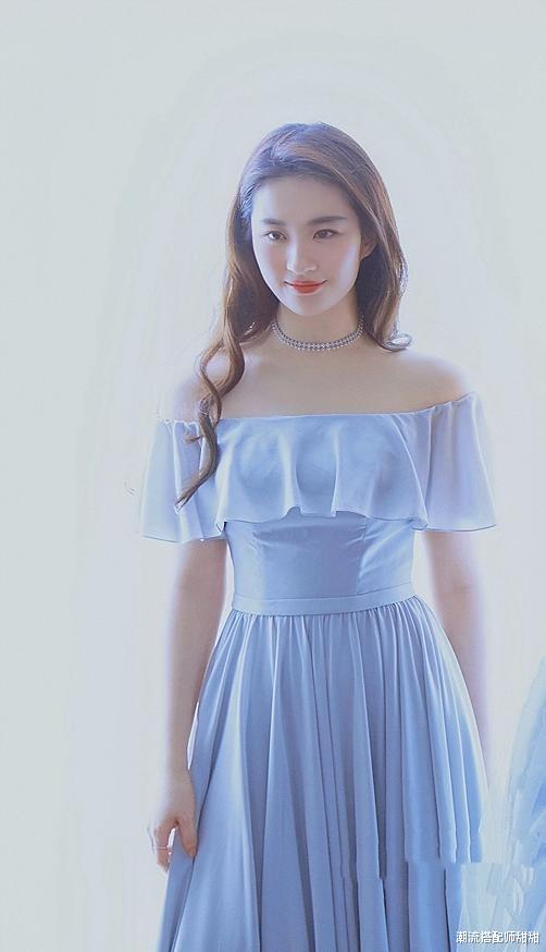 刘亦菲|刘亦菲与其他女星站一起才知道啥是优势,身材珠圆玉润反而更好看