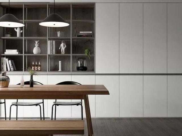 坚持断舍离,不要沙发墙,不要电视墙,他的家反而通透高级,晒晒