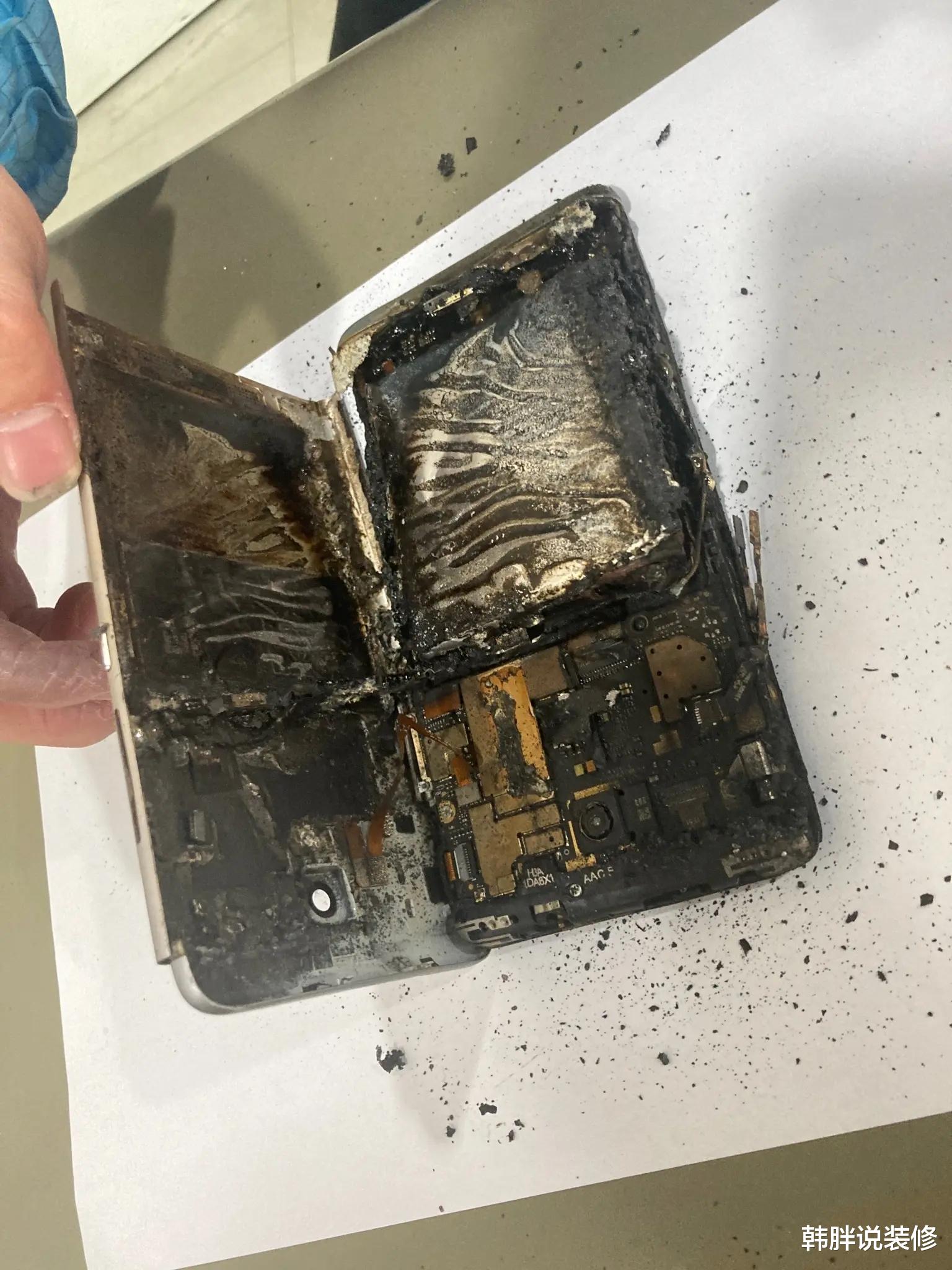 不管用柴火还是燃气,灶台上千万别放这5种物品,可能会“要命”