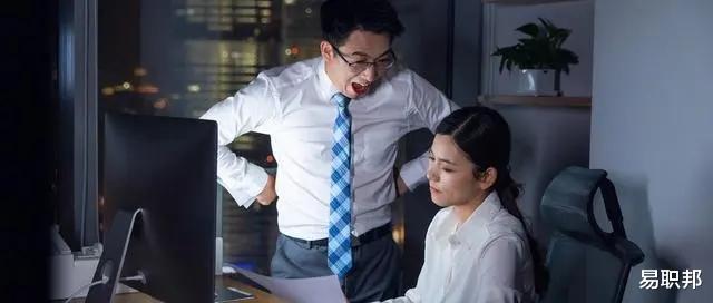 |在单位里，跟同事关系再好，也不要做这六件事！