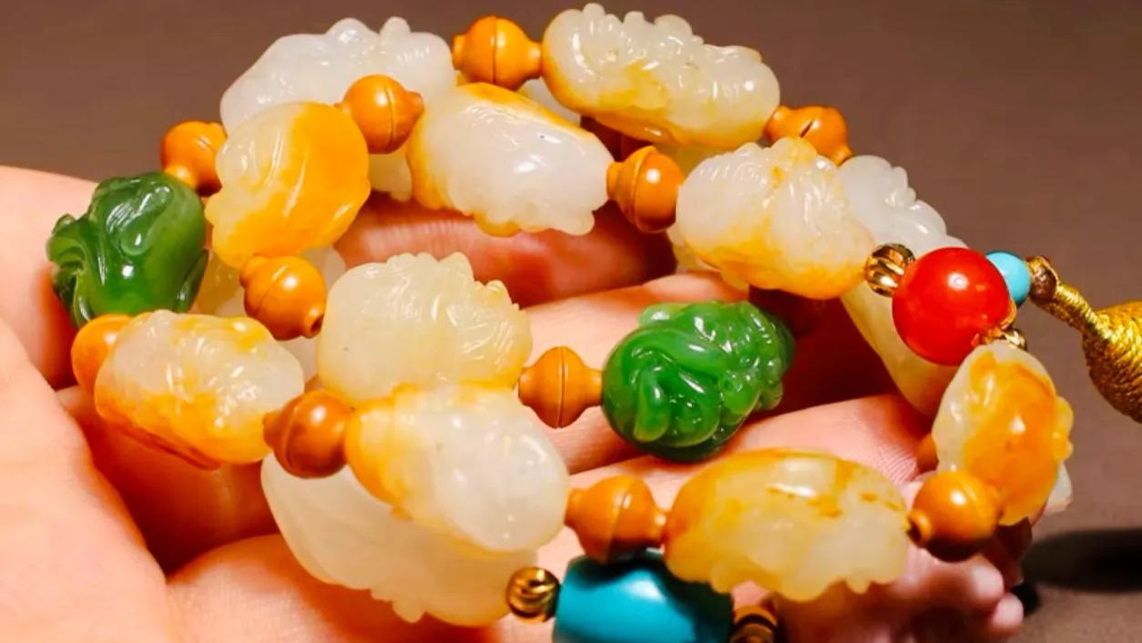 |韧性满分的和田玉，能否经得住碰撞考验？