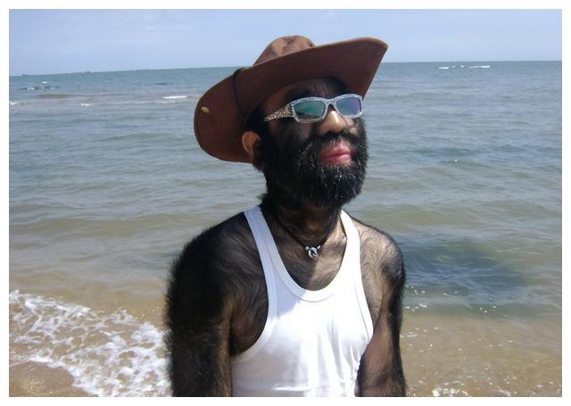 于震寰|“毛孩”于震寰浑身是毛,被投资1000万包装,41岁迎娶90后娇妻