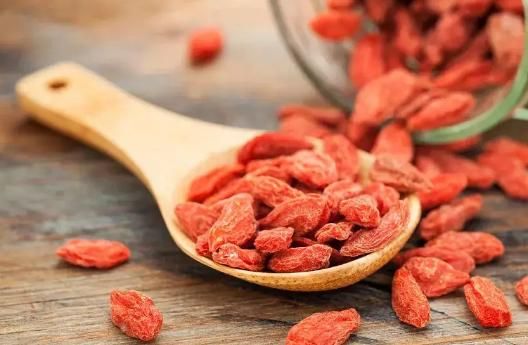 祛湿|生姜的“黄金搭档”找到了？常喝或祛湿排宿便，不妨了解下