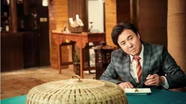 真人版“王多鱼”: 陪伴神秘老人13年,获8000万豪宅,百亿财产