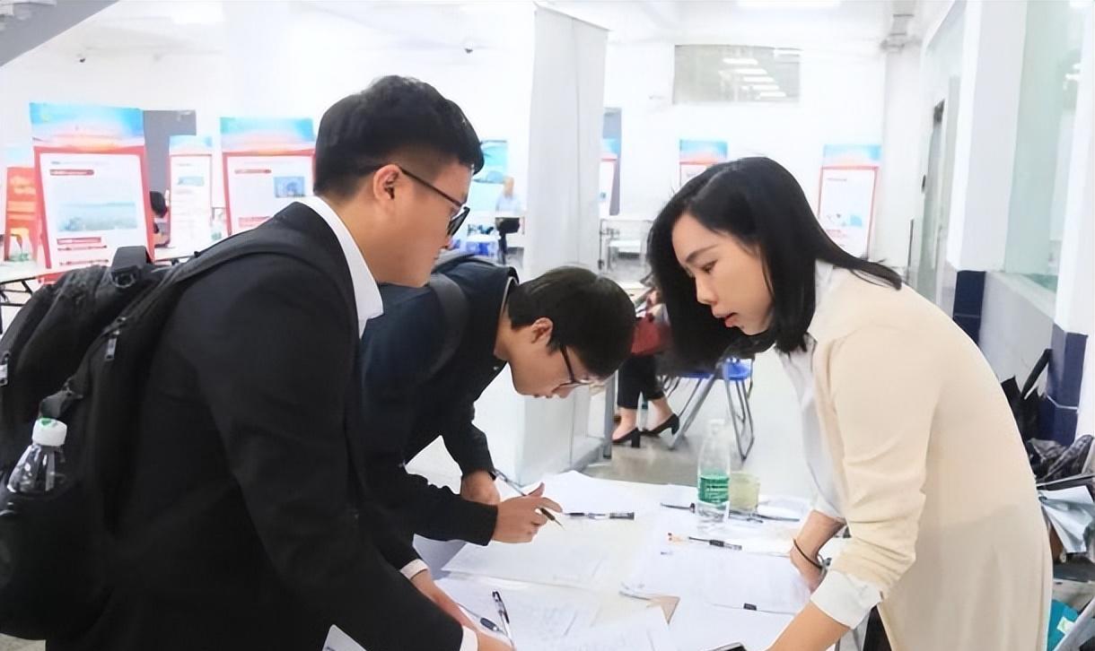 事业单位|涨工资势在必行,多个岗位工资或将进行上调,部分教师也在其中