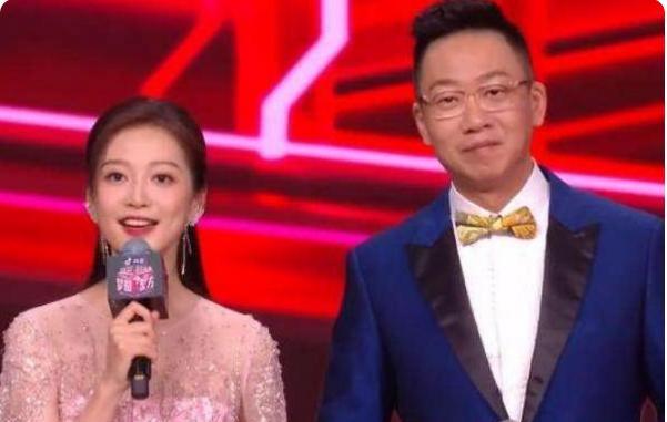 保研|冯琳顺利保研复旦后,在东方卫视担任主持人再次亮相,令人惊艳