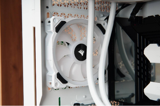 半导体|不仅要强大性能，更要超高的颜值，酷睿12代DDR5高端平台装机推荐