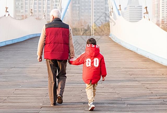彭于晏|与蔡依林热恋三年,与张钧甯传绯闻,彭于晏为什么单身至今?