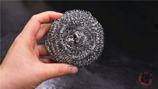 自从把3个钢丝球塞进塑料瓶,老公抢着进厨房,看完抓紧做一个!