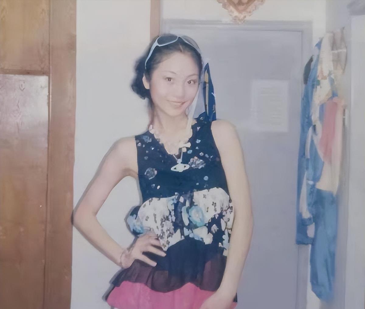 超模|29岁超模冠军身家过亿，未婚去泰国买精生三个混血宝宝，有错吗？