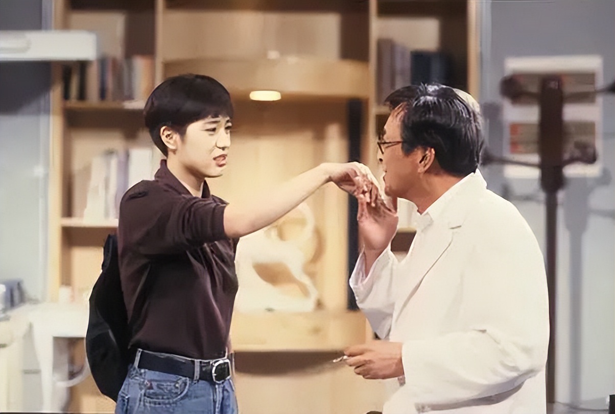 电影|香港十位女配角不叫名, 年轻时一眼万年, 一见错终身