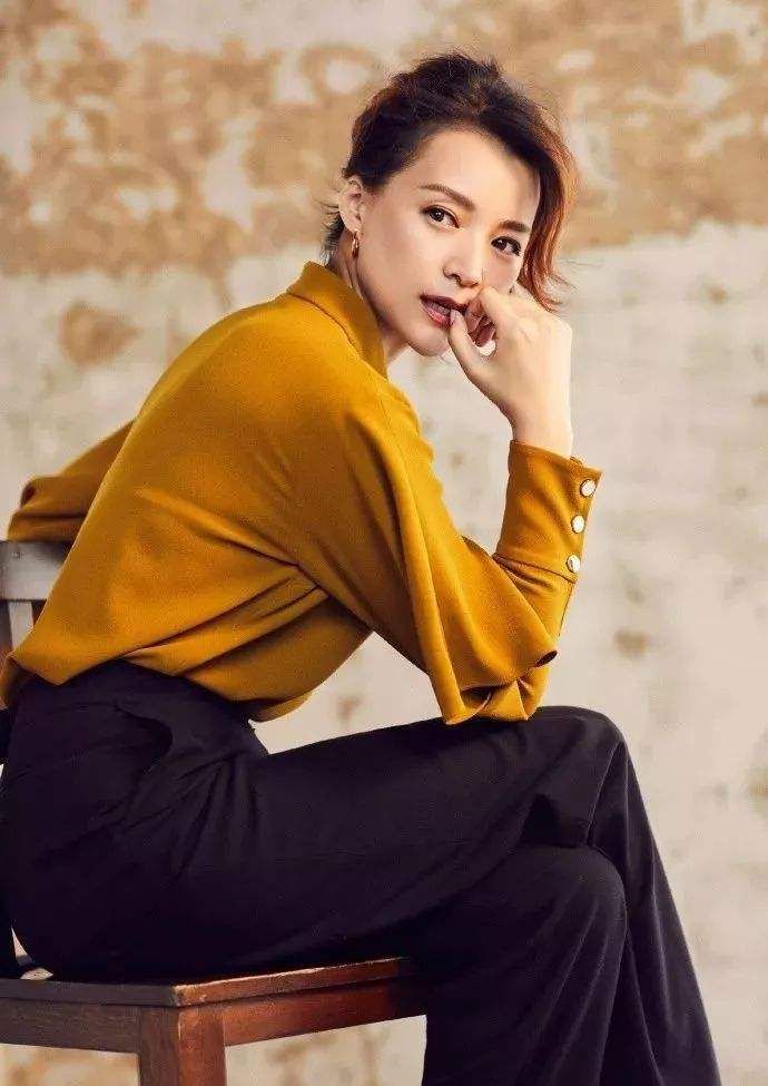 修容 这才是优雅得体的中年女人：穿衣不俗，体态不崩，知性高级不油腻
