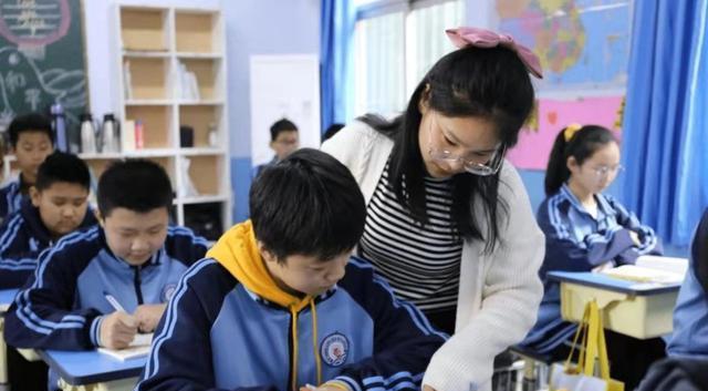 招聘|非师范生传来“坏消息”,从教资格或将被取消,相关部门作出呼应