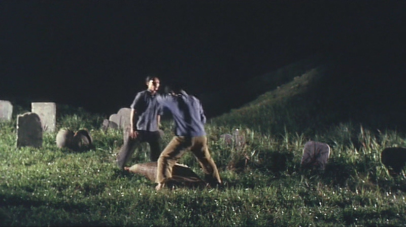 母亲的战争|重温《山村老尸》，童年阴影名不虚传