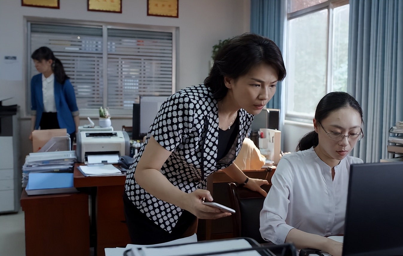 江一燕|《县委大院》4个多余角色，刘涛、薛昊婧勉强接受，女三大可不必