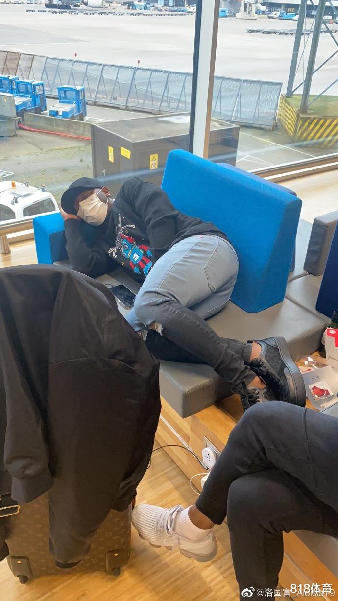 洛国富|名记炮轰洛国富: 有人21小时超负荷为你服务 要装大爷还是回巴西去装吧