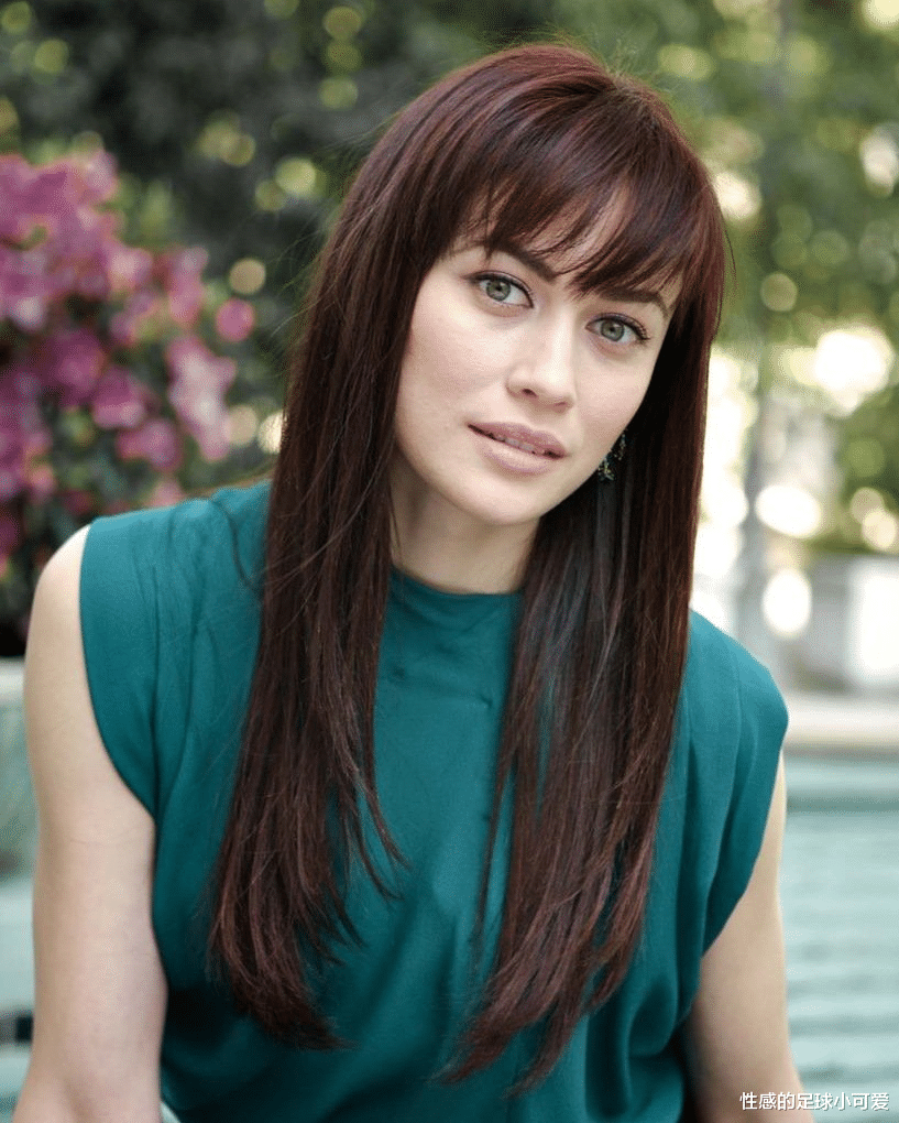 斯蒂芬·库里|奥尔加-库里连科--具有俄罗斯血统的美国明星的抢眼照片