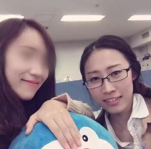 刘鑫和律师的迷之自信:直播时感受到18万人的支持和鼓励!