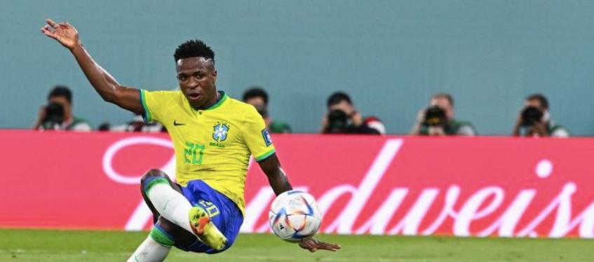 1-0 FIFA第1笑傲12.5亿焦点对决 2连胜提前出线 无愧头号夺冠热门