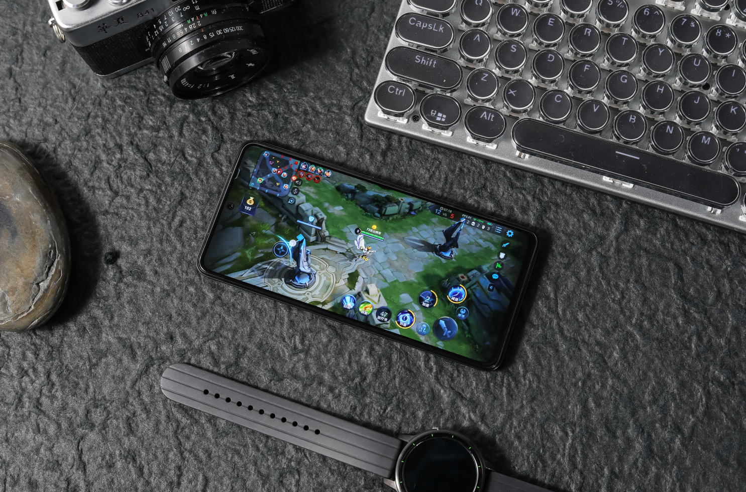 评测|iQOO Neo5 评测：双“芯”加持