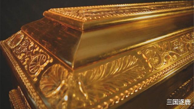 考古发现一纯金棺材，为什么至今都没打开？专家：谁敢