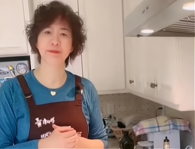 张常宁|中国女排第一美女即将大婚!提前穿“婚纱”,婆婆神似董明珠,家缠万贯