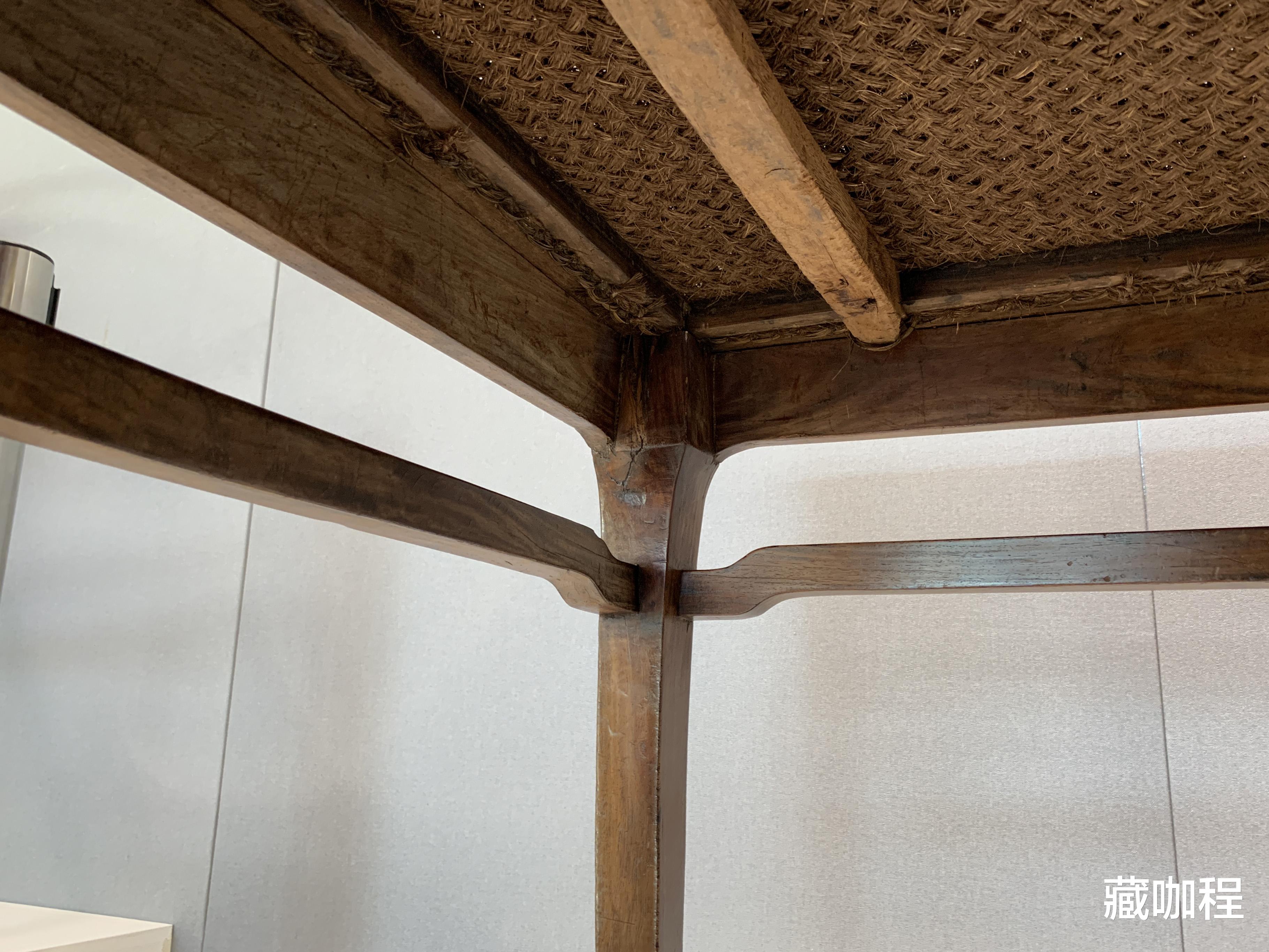 |黄花梨丝滑如蜜，您可见过粗加工面的纹理？