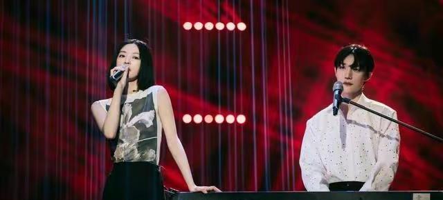 马吟吟|一首200多亿点击的《溯》都没捧红马吟吟,到底是为什么