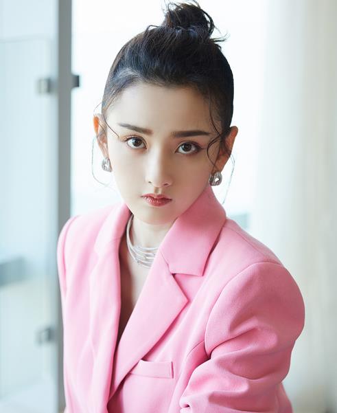 宋祖儿|宋祖儿的漂亮与演技,应该能成为超级女星