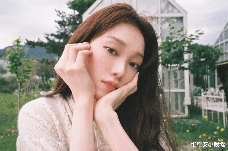 护肤 韩国女星的皮肤绝了！从素颜到裸肌，好肌肤离不开日常坚持护肤的小秘诀