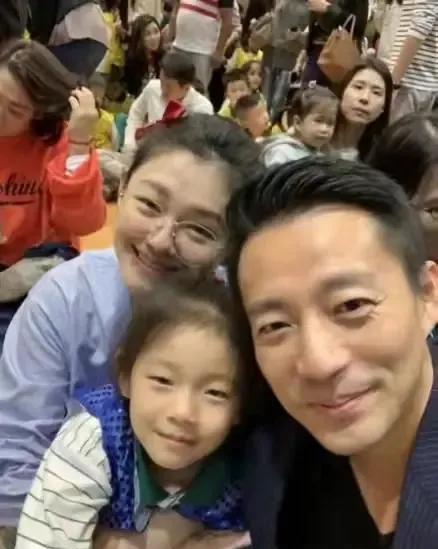 汪小菲|汪小菲与前妻十年婚姻破碎的真相！婚内出轨，好爸爸人设崩塌