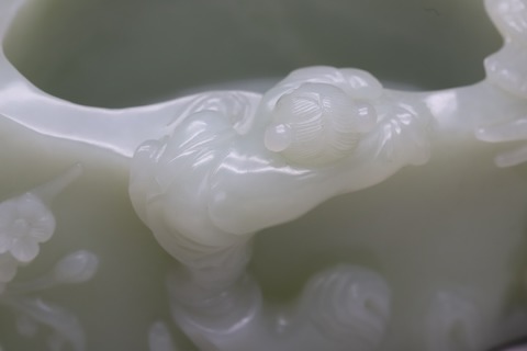 翡翠|和田玉籽料“喜上眉梢 水盂”