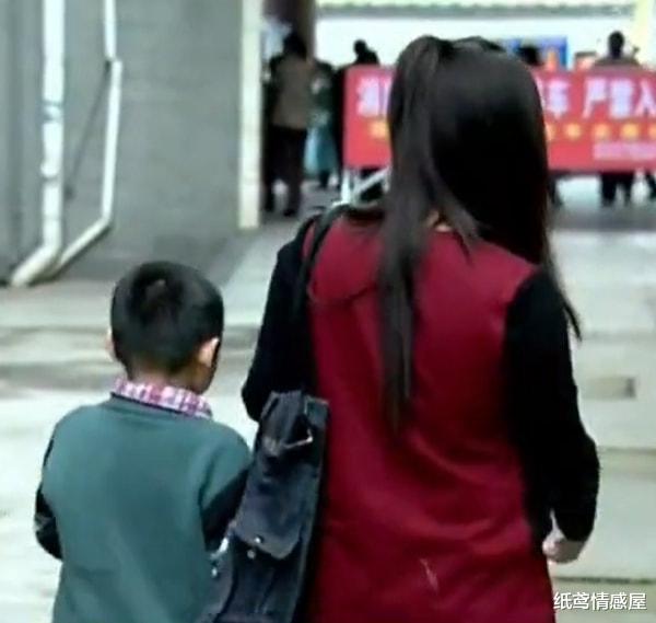 音乐剧|打工妹为男友生儿子，如今博士摇身变成副教授，仍否认孩子是他的