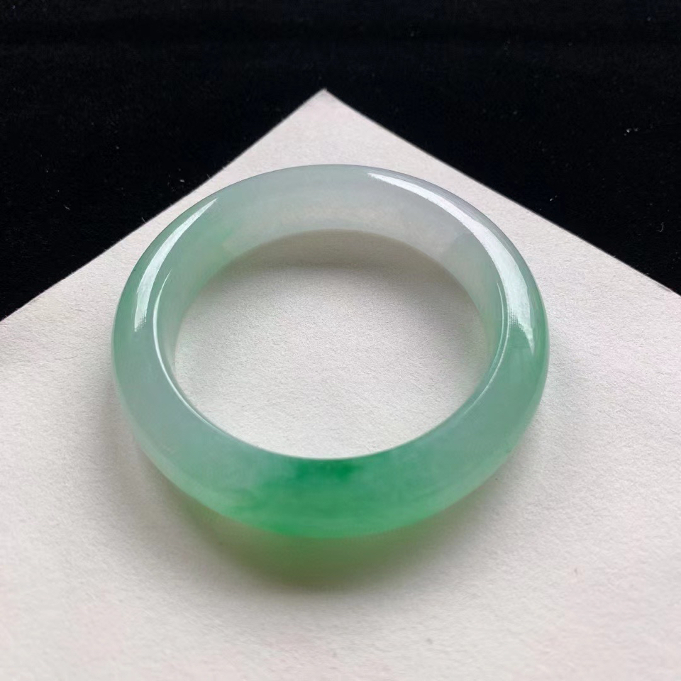 翡翠|判断翡翠是不是b+c货？